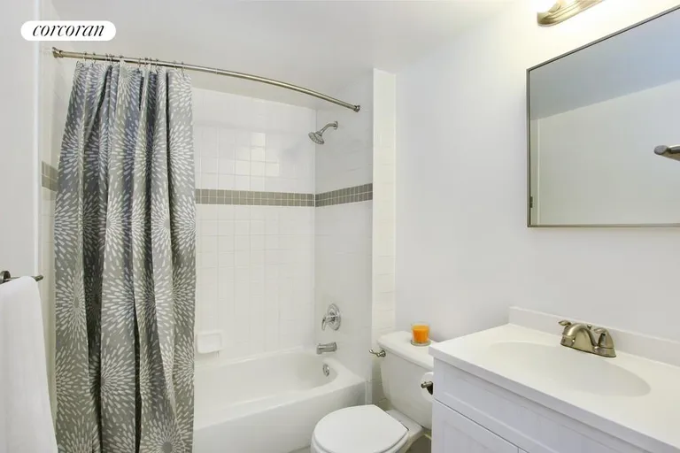 New York City Real Estate | View 205 South Oxford Street, 2 | room 3 | View 4