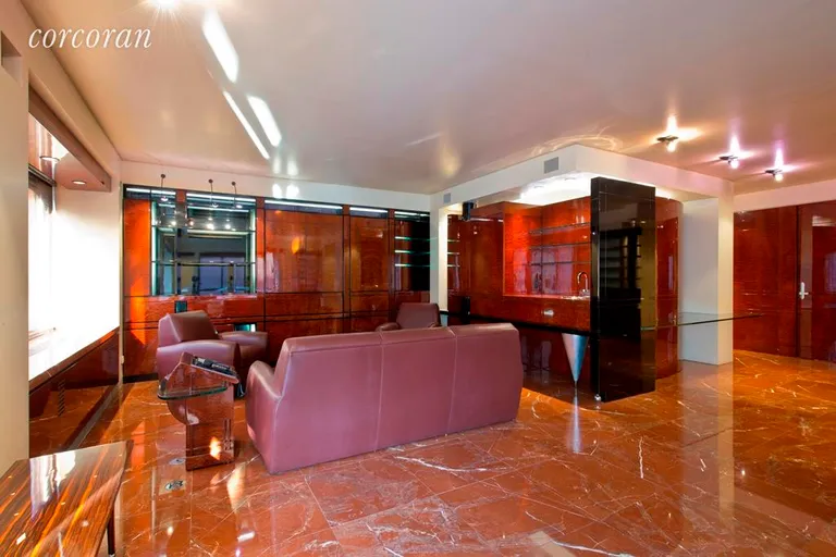 New York City Real Estate | View 733 Park Avenue, 10FL | room 2 | View 3