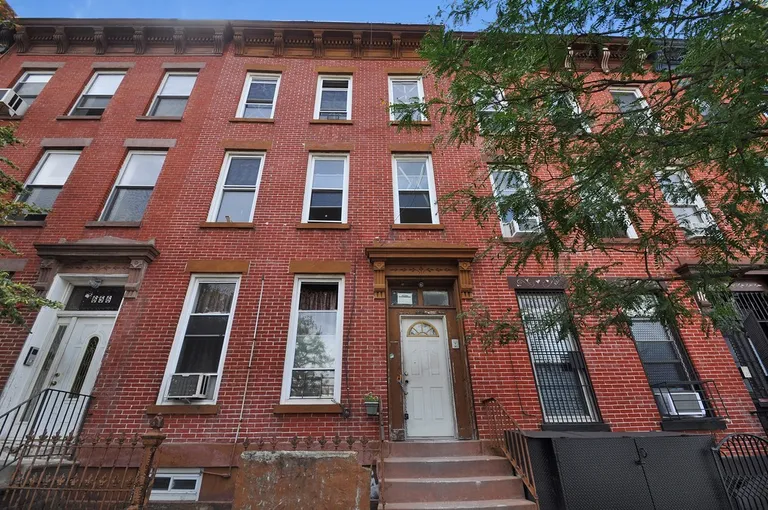 New York City Real Estate | View 652 Dean street | 3 Beds, 3 Baths | View 1