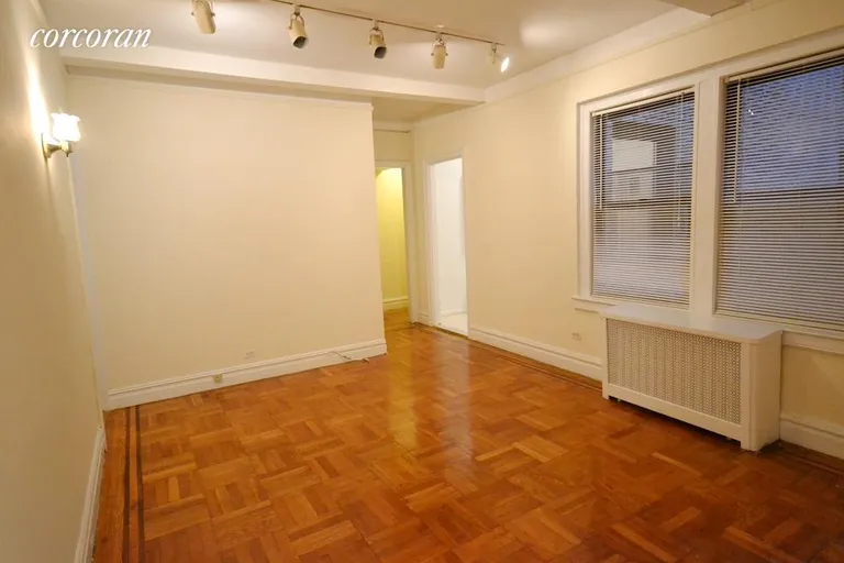 New York City Real Estate | View 133 West 71st Street, 3C | room 1 | View 2