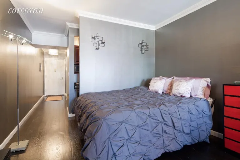 New York City Real Estate | View 186 West 80th Street, 5C | Corner sleeping area easily fits a queen bed | View 2