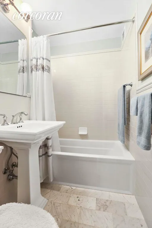 New York City Real Estate | View 201 East 21st Street, 11B | Completely renovated bathroom | View 5