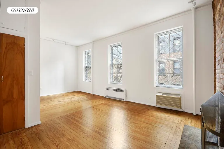 New York City Real Estate | View 803 Greenwich Street, 3 | 2 | View 6