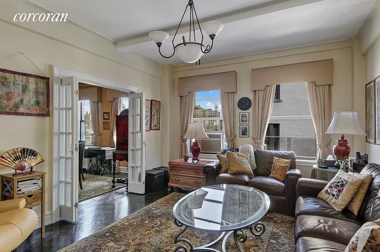 New York City Real Estate | View 41 West 82nd Street, 8C | 2 Beds, 1 Bath | View 1