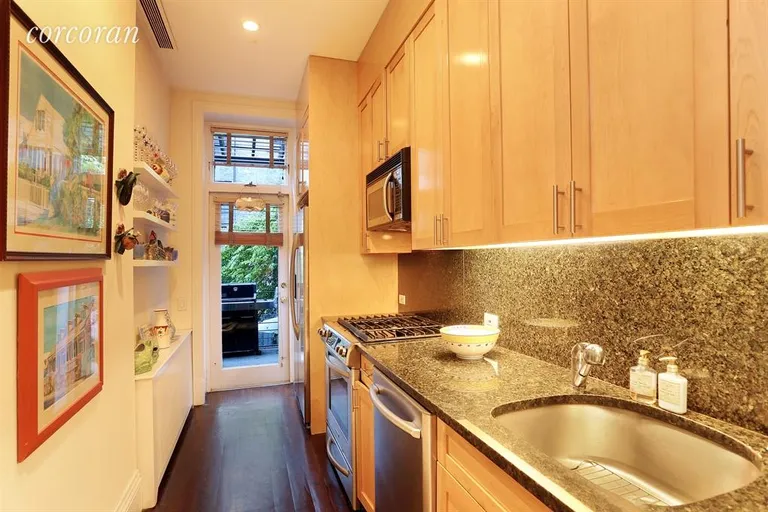 New York City Real Estate | View 116 East 91st Street, 1A | Kitchen | View 2