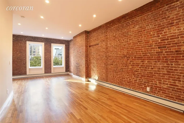 New York City Real Estate | View 116 East 91st Street, 5 | 2 Beds, 2 Baths | View 1