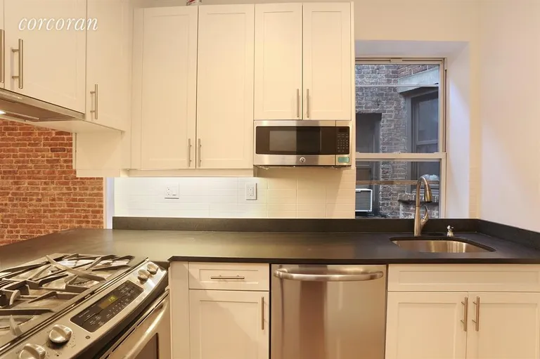 New York City Real Estate | View 116 East 91st Street, 5 | Kitchen | View 2