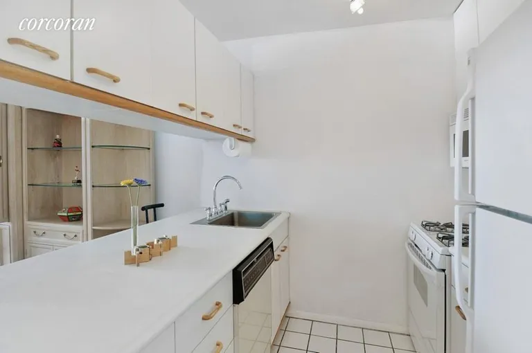 New York City Real Estate | View 350 West 50th Street, 9H | room 1 | View 2