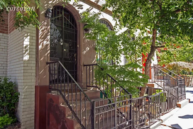 New York City Real Estate | View 149 East 29th Street | 6 Beds, 2 Baths | View 1