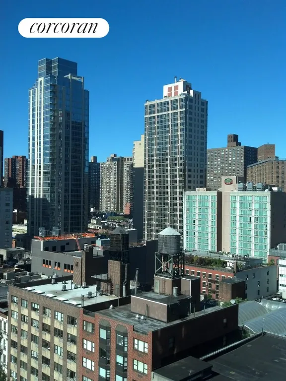 New York City Real Estate | View 1725 York Avenue, 18H | Sunny Open City View | View 7