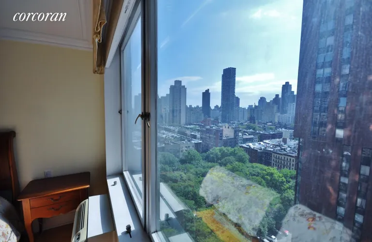 New York City Real Estate | View 1641 Third Avenue, 15AB | room 7 | View 8