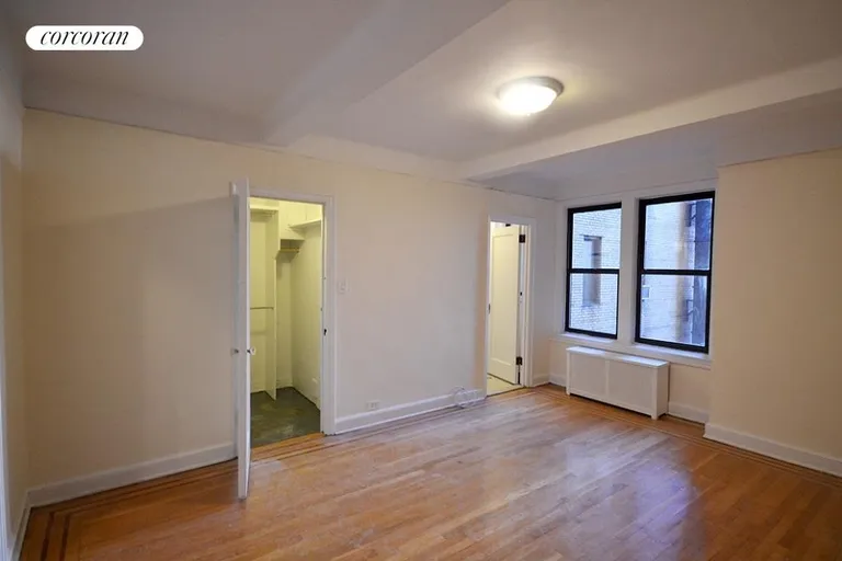 New York City Real Estate | View 201 West 77th Street, 12C | room 3 | View 4