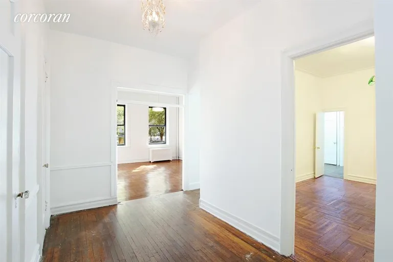New York City Real Estate | View 255 Eastern Parkway, A3 | 4 Beds, 2 Baths | View 1