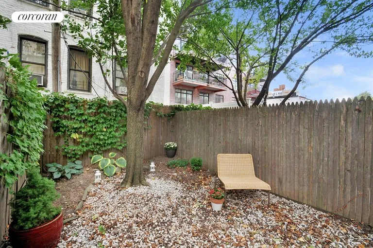 New York City Real Estate | View 188 15th Street, 101 | Side Yard | View 4