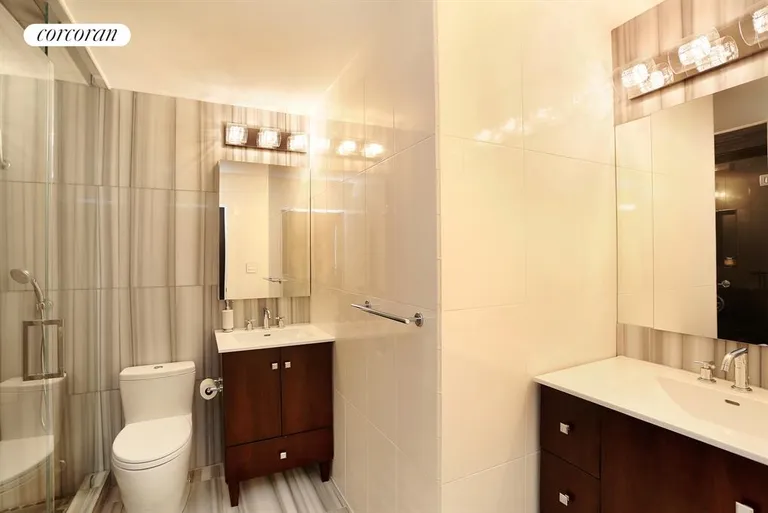 New York City Real Estate | View 200 East 90th Street, 10EF | Master Bathroom | View 8