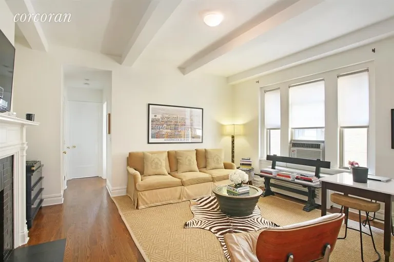 New York City Real Estate | View 25 Fifth Avenue, 11H | 1 Bed, 1 Bath | View 1