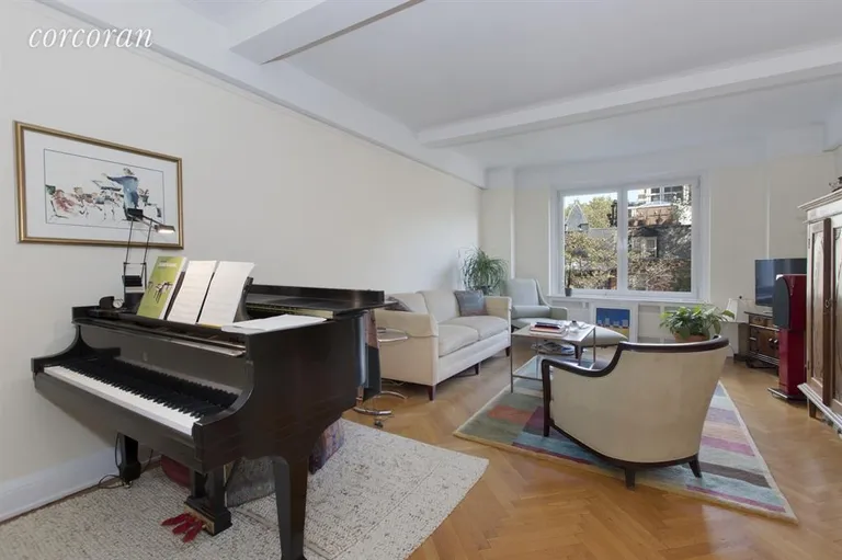 New York City Real Estate | View 130 East End Avenue, 3D | Living Room | View 2
