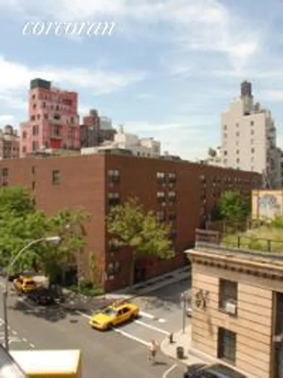 New York City Real Estate | View 735 Washington Street | room 4 | View 5
