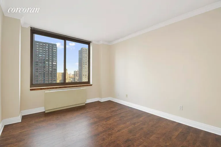 New York City Real Estate | View 400 East 90th Street, 18A | 2 | View 2