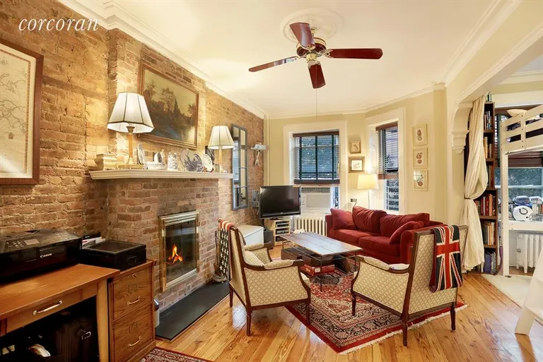 New York City Real Estate | View 283 6th Avenue, 3 | 3 Beds, 1 Bath | View 1