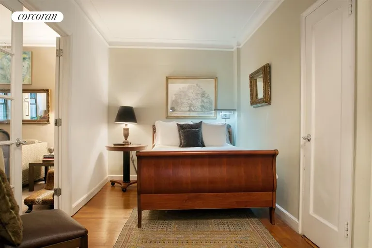 New York City Real Estate | View 420 Central Park West, 2D | Queen size bedroom | View 3