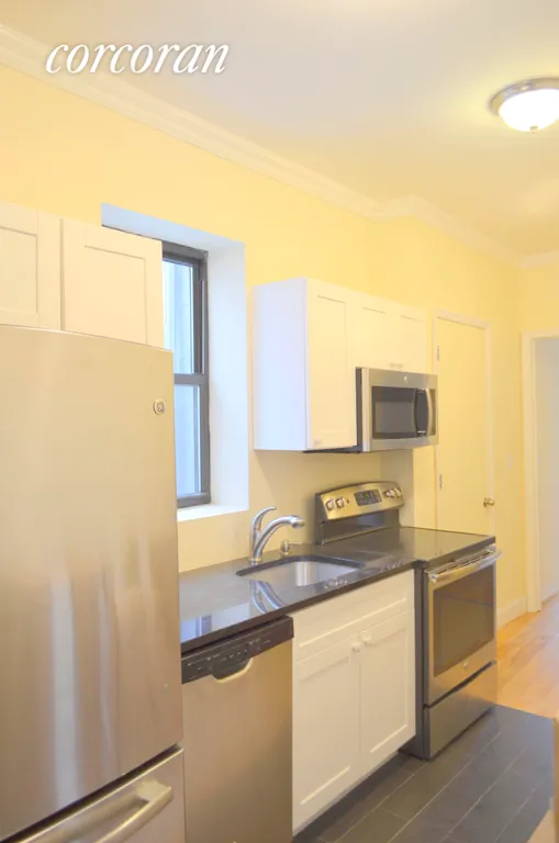 New York City Real Estate | View 1016 Cortelyou Road, 2 | 3 Beds, 1 Bath | View 1