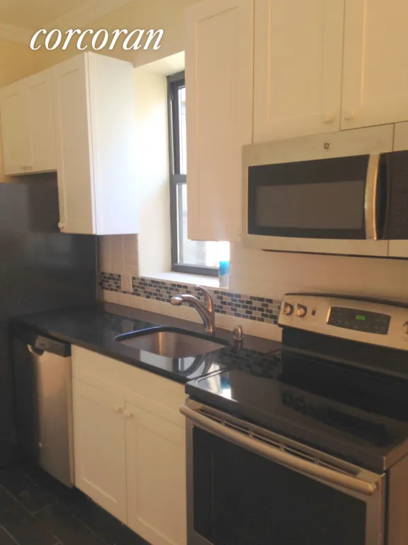 New York City Real Estate | View 1016 Cortelyou Road, 2 | room 2 | View 3