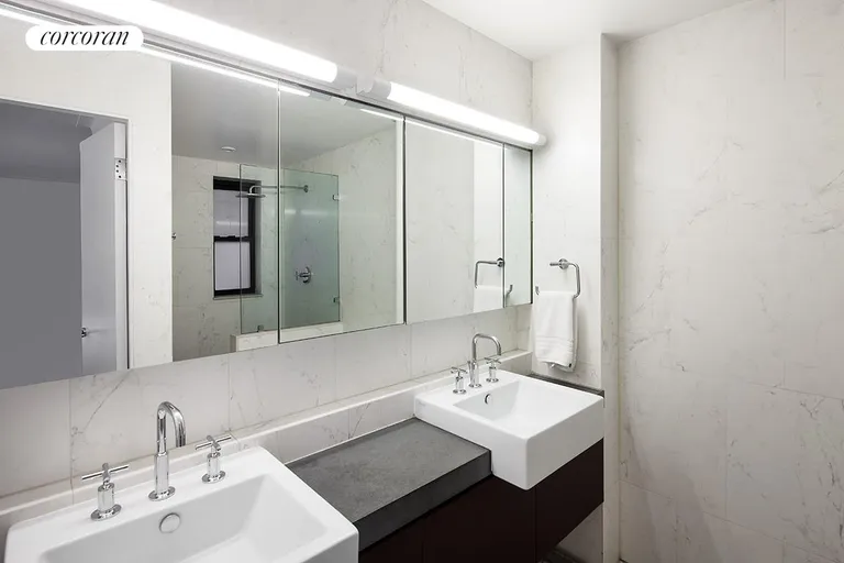 New York City Real Estate | View 290 Sixth Avenue, 2KL | Primary Bathroom | View 6