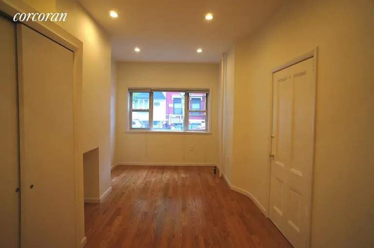 New York City Real Estate | View 147 Ainslie Street, 1R | room 2 | View 3