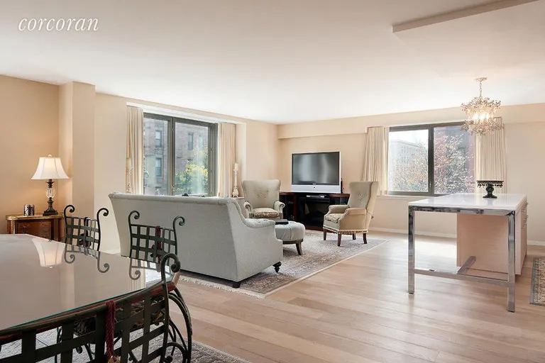 New York City Real Estate | View 101 West 87th Street, 305 | 3 Beds, 2 Baths | View 1