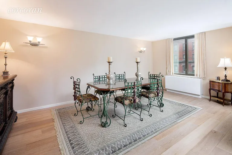 New York City Real Estate | View 101 West 87th Street, 305 | Spacious dining area flooded w/morning sunshine | View 3