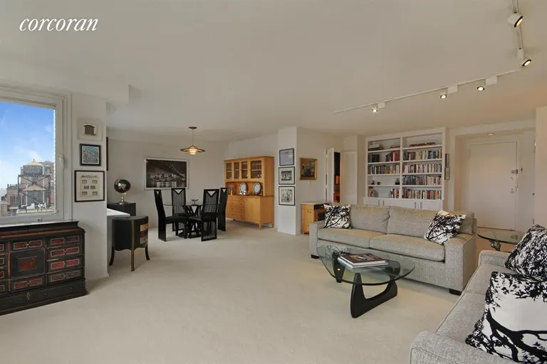 New York City Real Estate | View 1065 Park Avenue, 20A | Living Room / Dining Room | View 2
