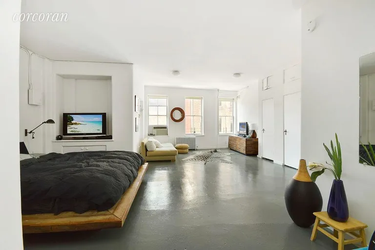 New York City Real Estate | View 801 Greenwich Street, 4 FL | 1 Bed, 2 Baths | View 1