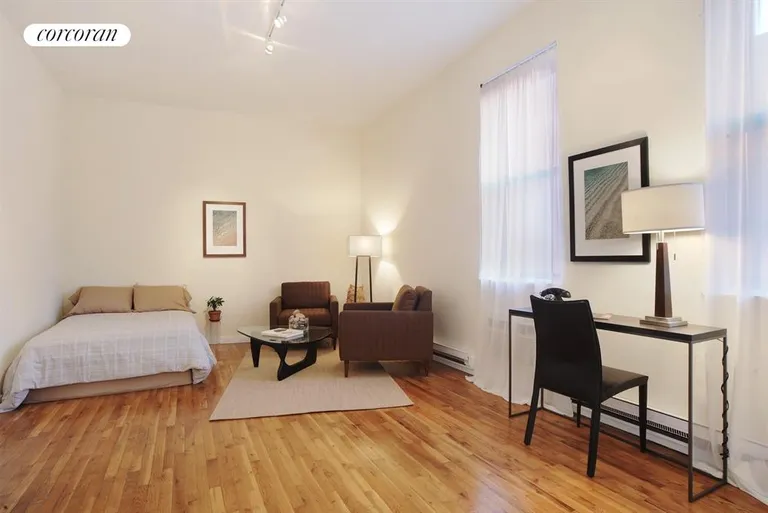 New York City Real Estate | View 23 Waverly Place, 5A | 1 Bath | View 1