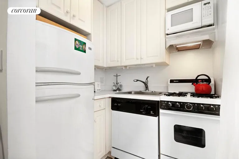 New York City Real Estate | View 327 West 85th Street, 3B | 4Kitchen | View 4