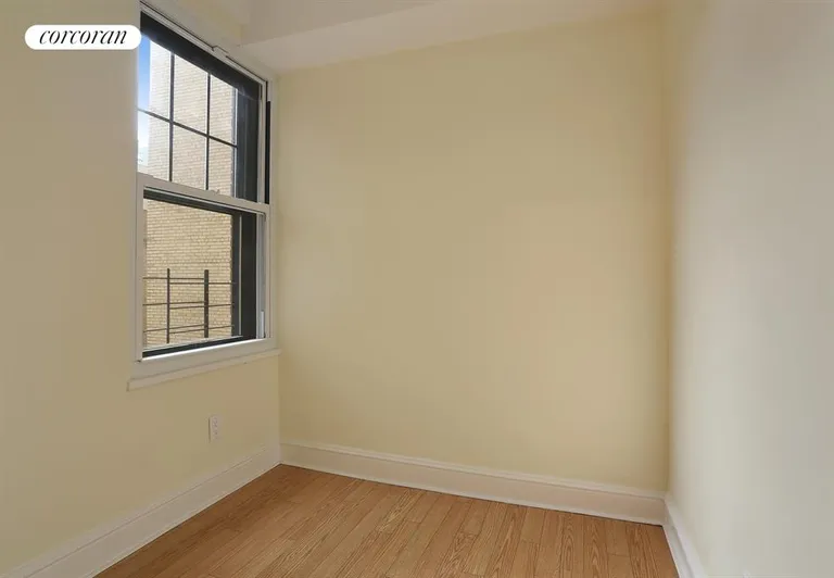 New York City Real Estate | View 172 West 79th Street, 6C | Home office/Nursery | View 3