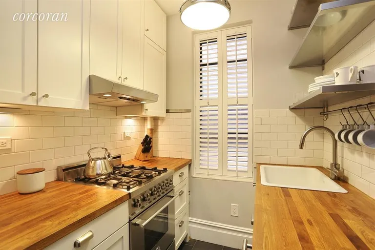 New York City Real Estate | View 741 West End Avenue, 5A | Kitchen | View 2