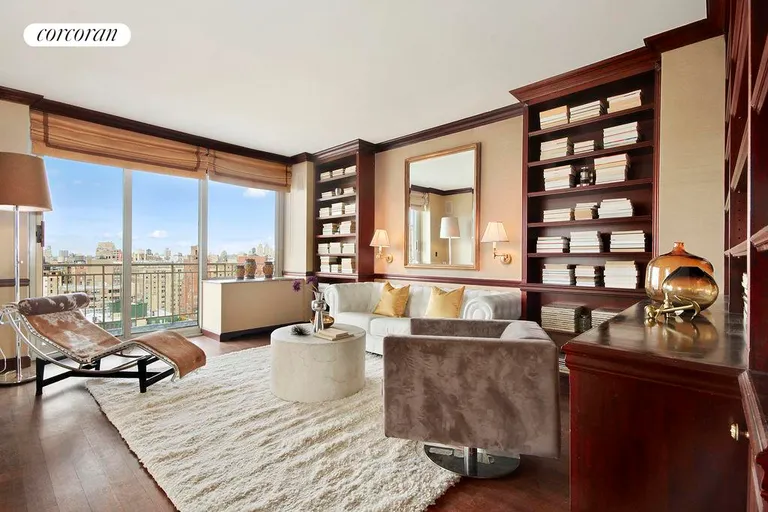 New York City Real Estate | View 201 East 80th Street, 21A | Library | View 3