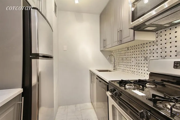 New York City Real Estate | View 301 East 45th Street, 12C | 1 Bed, 1 Bath | View 1