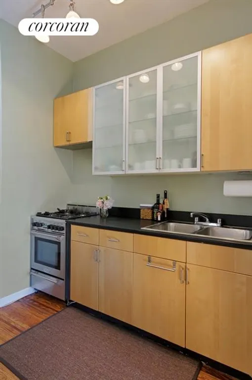 New York City Real Estate | View 171 Park Place, 2 | Kitchen | View 6