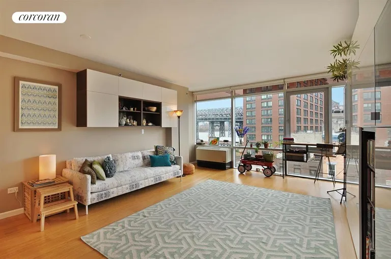New York City Real Estate | View 26 Broadway, 601-603 | Living Room in 603 | View 4