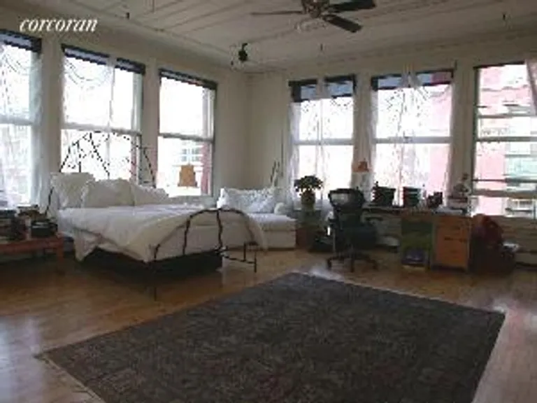 New York City Real Estate | View 132 Wooster Street, 5 FL | room 2 | View 3
