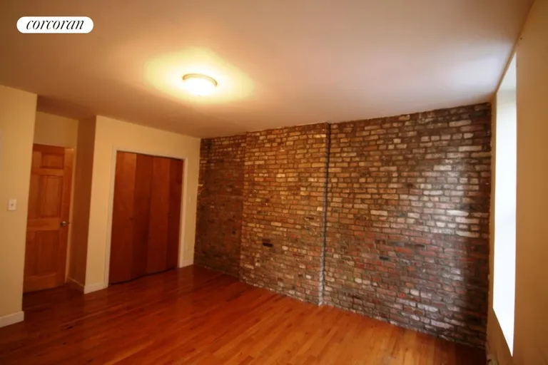 New York City Real Estate | View 18 Tiffany Place, 2R | room 3 | View 4