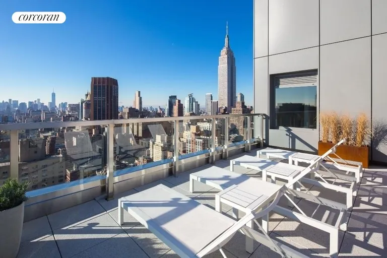 New York City Real Estate | View 325 Lexington Avenue, 26D | room 2 | View 3