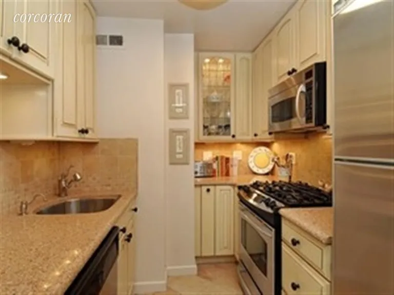 New York City Real Estate | View 445 West 54th Street, 4B | room 2 | View 3