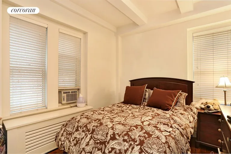 New York City Real Estate | View 25 Fifth Avenue, 6G | Corner Bedroom is a quiet sanctuary | View 3
