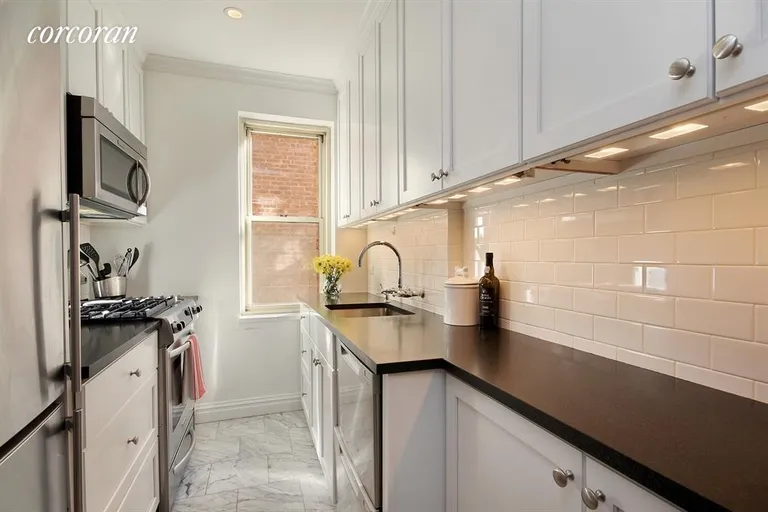 New York City Real Estate | View 520 East 90th Street, 3H | Kitchen | View 2