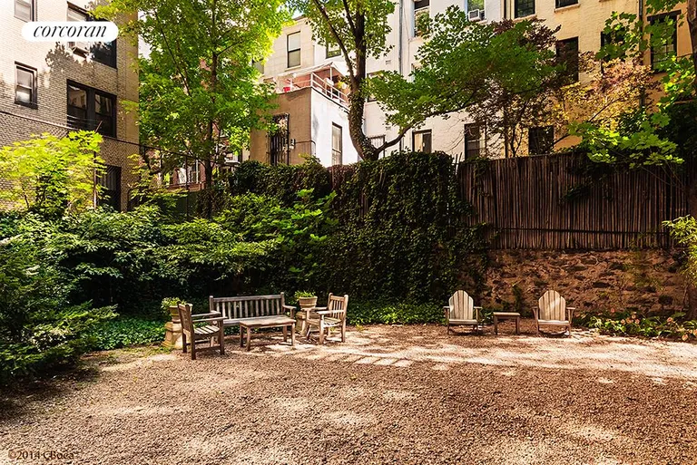 New York City Real Estate | View 333 East 68th Street, 15A | Courtyard Garden | View 7