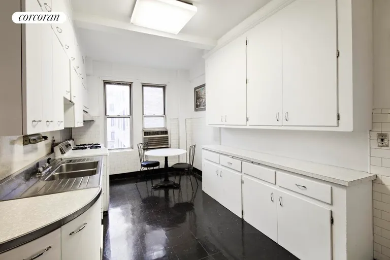 New York City Real Estate | View 1185 Park Avenue, 15c | room 5 | View 6