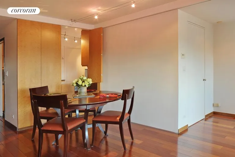 New York City Real Estate | View 386 Columbus Avenue, 15A | Dining Area | View 4